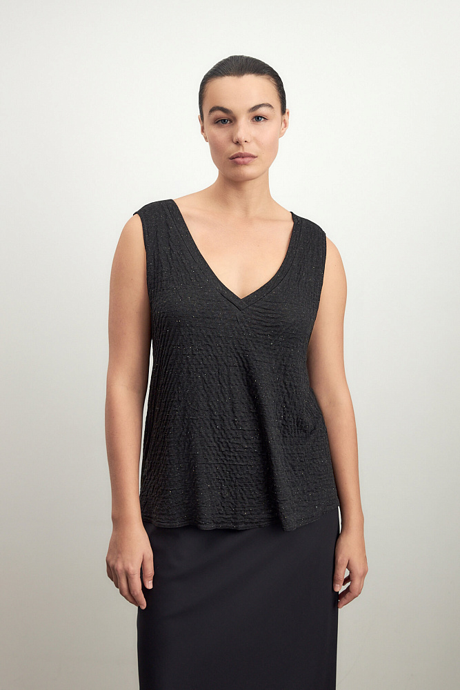 Топ в твидинки с V-вырезом