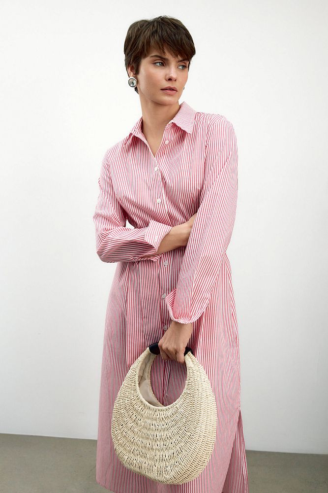 Платье в полоску