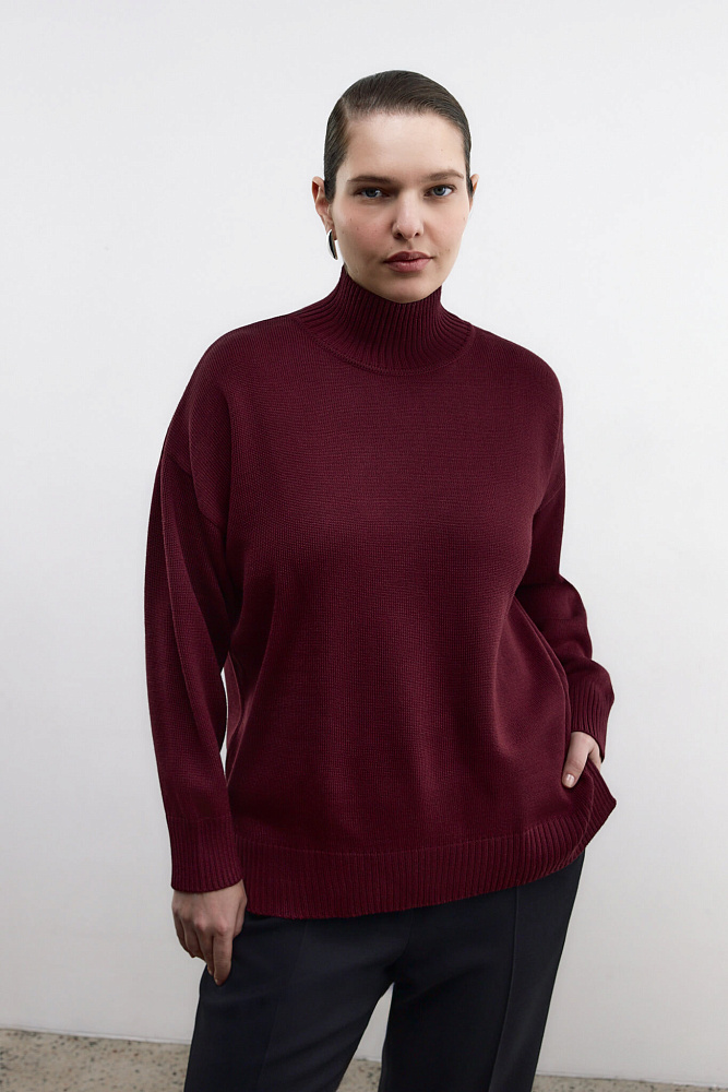 Свитер с горлом