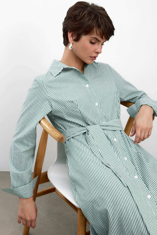 Платье в полоску